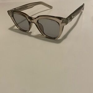 MOSCOT Transparent Gray Sunglasses
